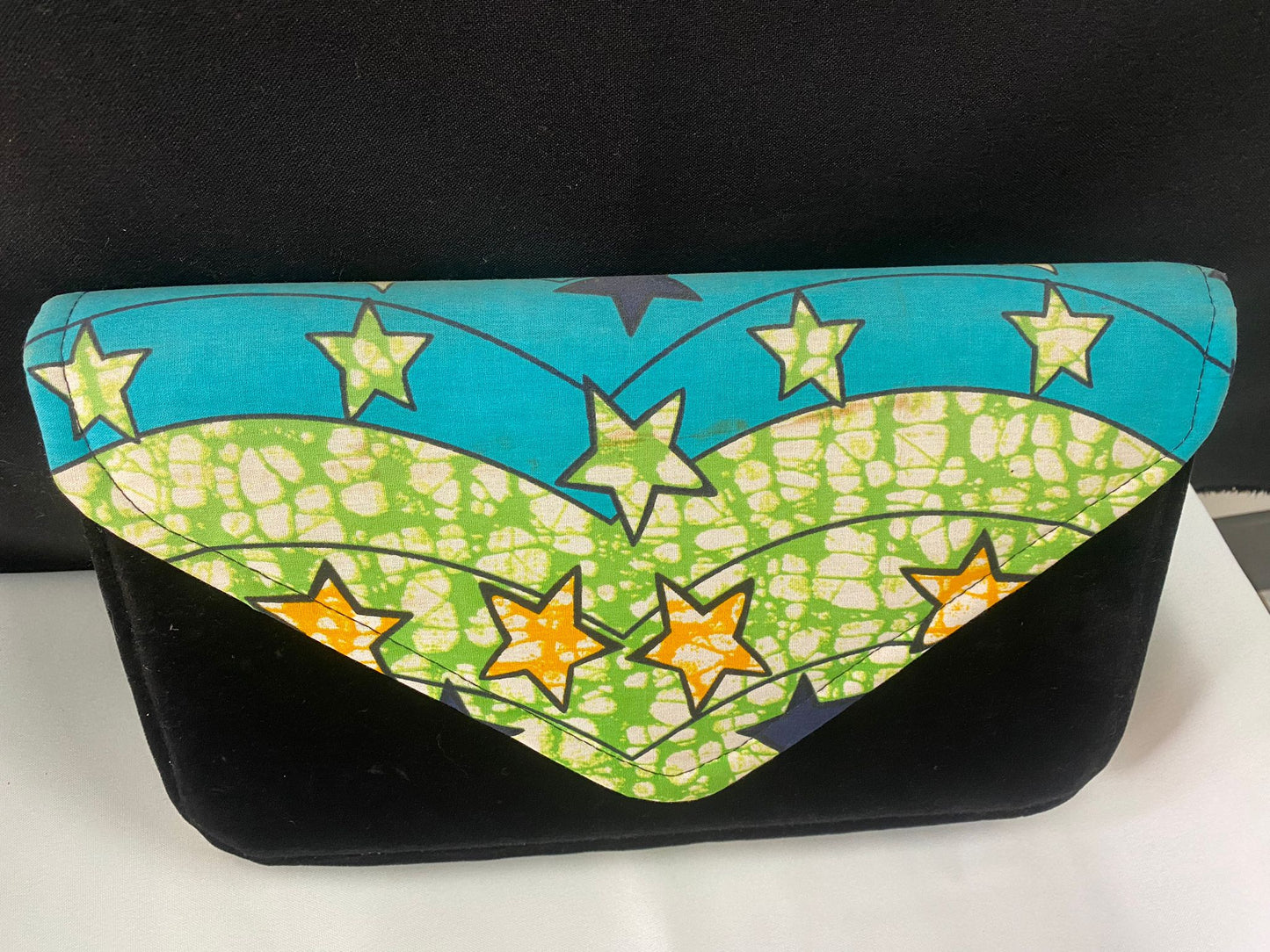 Ladies Star Design purse 9in X 6in