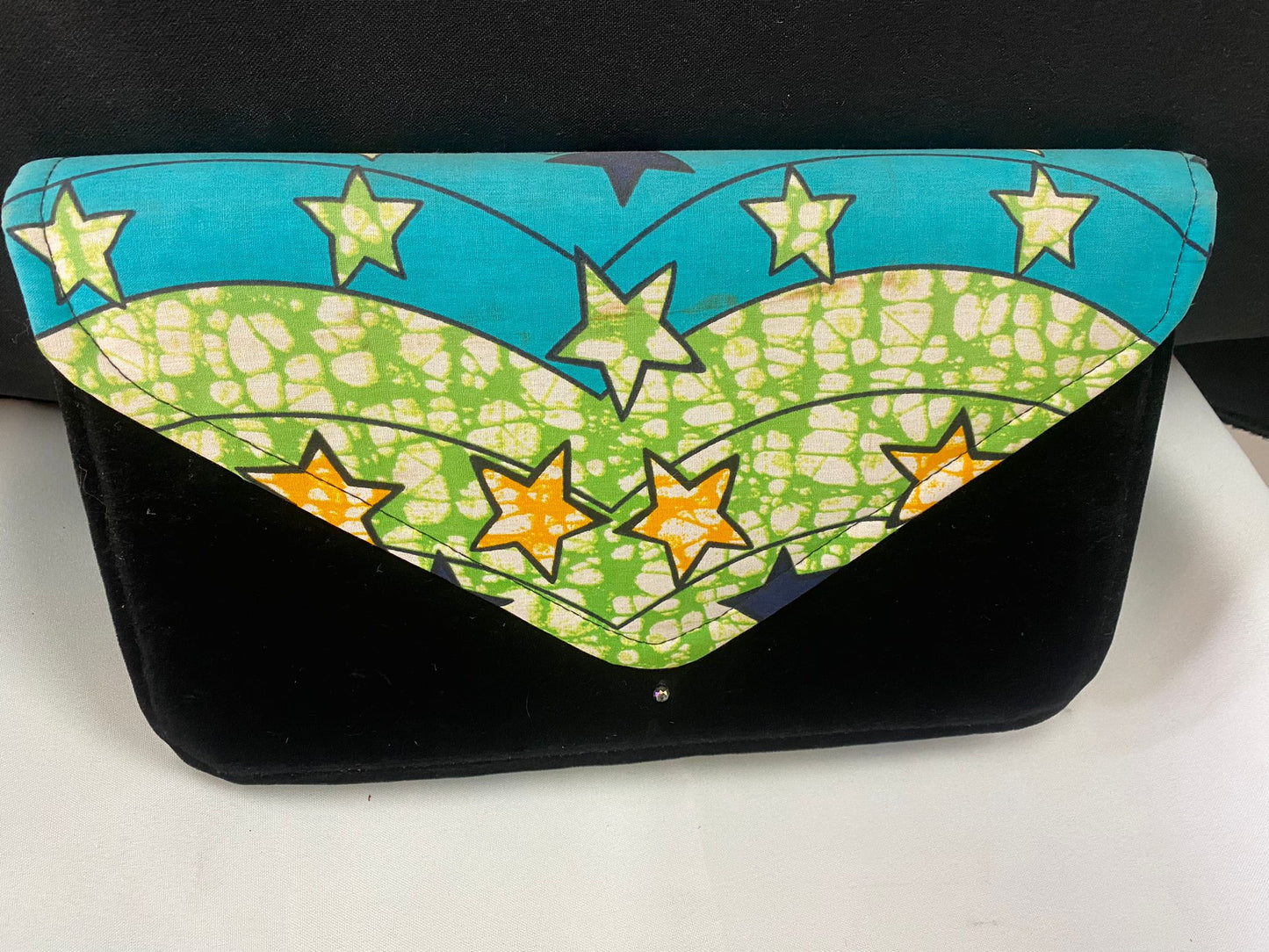 Ladies Star Design purse 9in X 6in